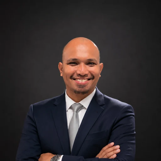 Randdy Krisoktavius Tanesib, S.Psi. — Direktur Utama